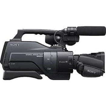 professional-video-camera (37)-1551891-56517.webp